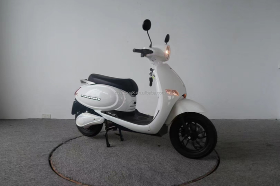 500W/1000W/1500W/2000W Brushless Motor Electric Scooter for Adults Max. Speed 40 60km/h