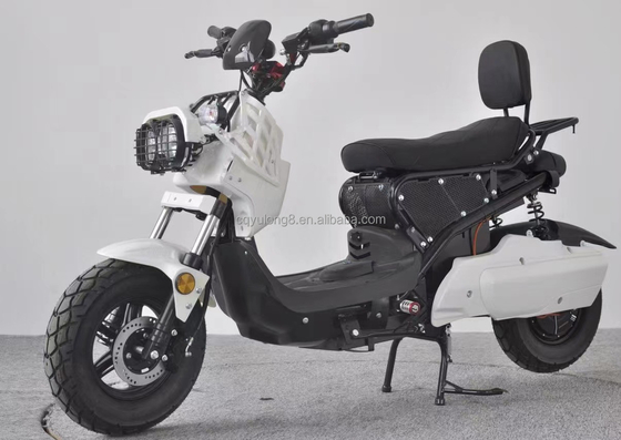 Customizable 1500W-2000W Electric Scooters with Double Headlights and Fast Charging